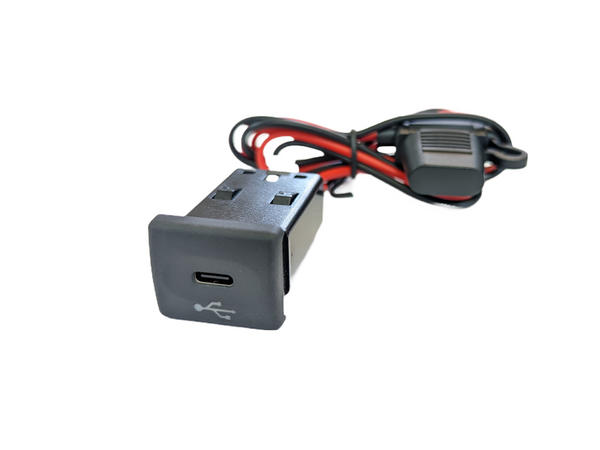 MUD Land Rover USB-C Socket